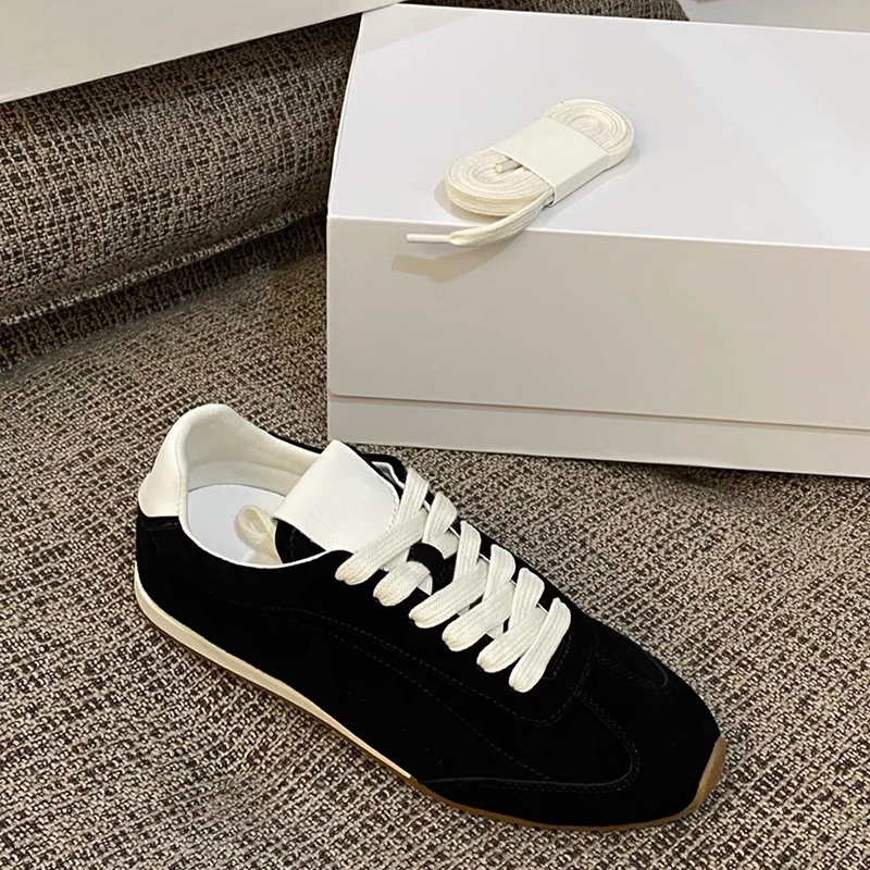 Женская повседневная обувь уни – обзор и цена Leather Sneaker Care Kit